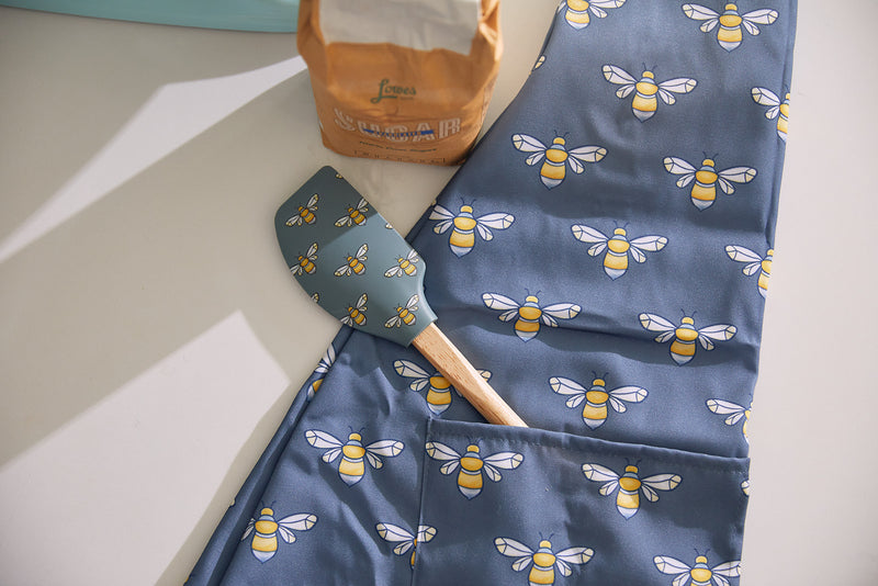 Bee & Florals Collection: Repeating Bee Apron + Spatula Bundle