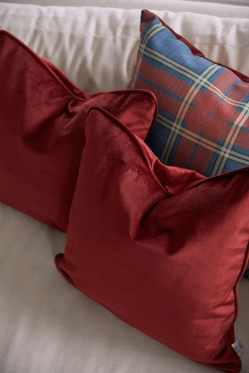 The Velvet Collection: Wine Pillow