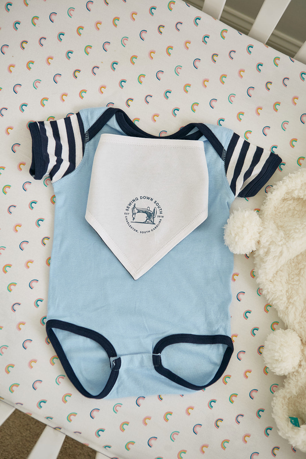 Baby: SDS Bandana Bib Light Blue and Indigo, image size:1067x1600